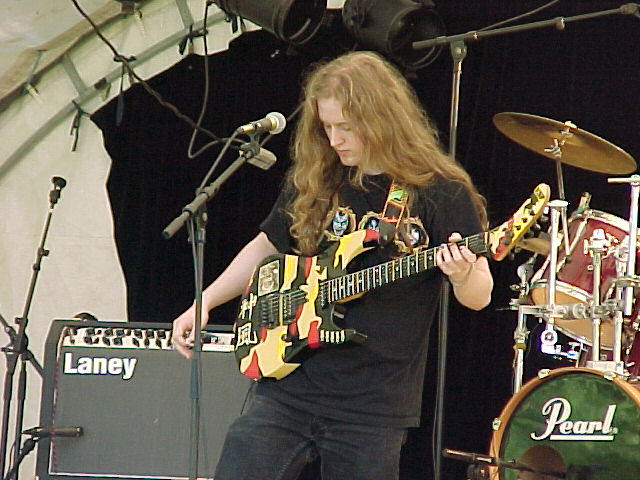 big_emillive.jpg (77779 bytes)